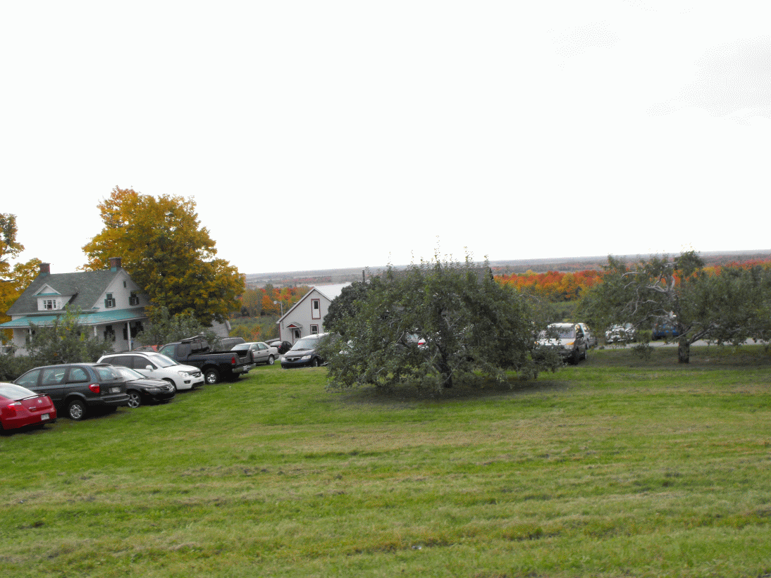 In Montreal Mont St Hilaire Atractii turistice Montreal QC