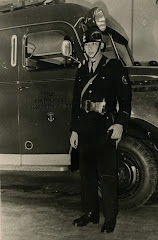 Manfred Klamm, Feuerwehr-Beamter / fire fighter
