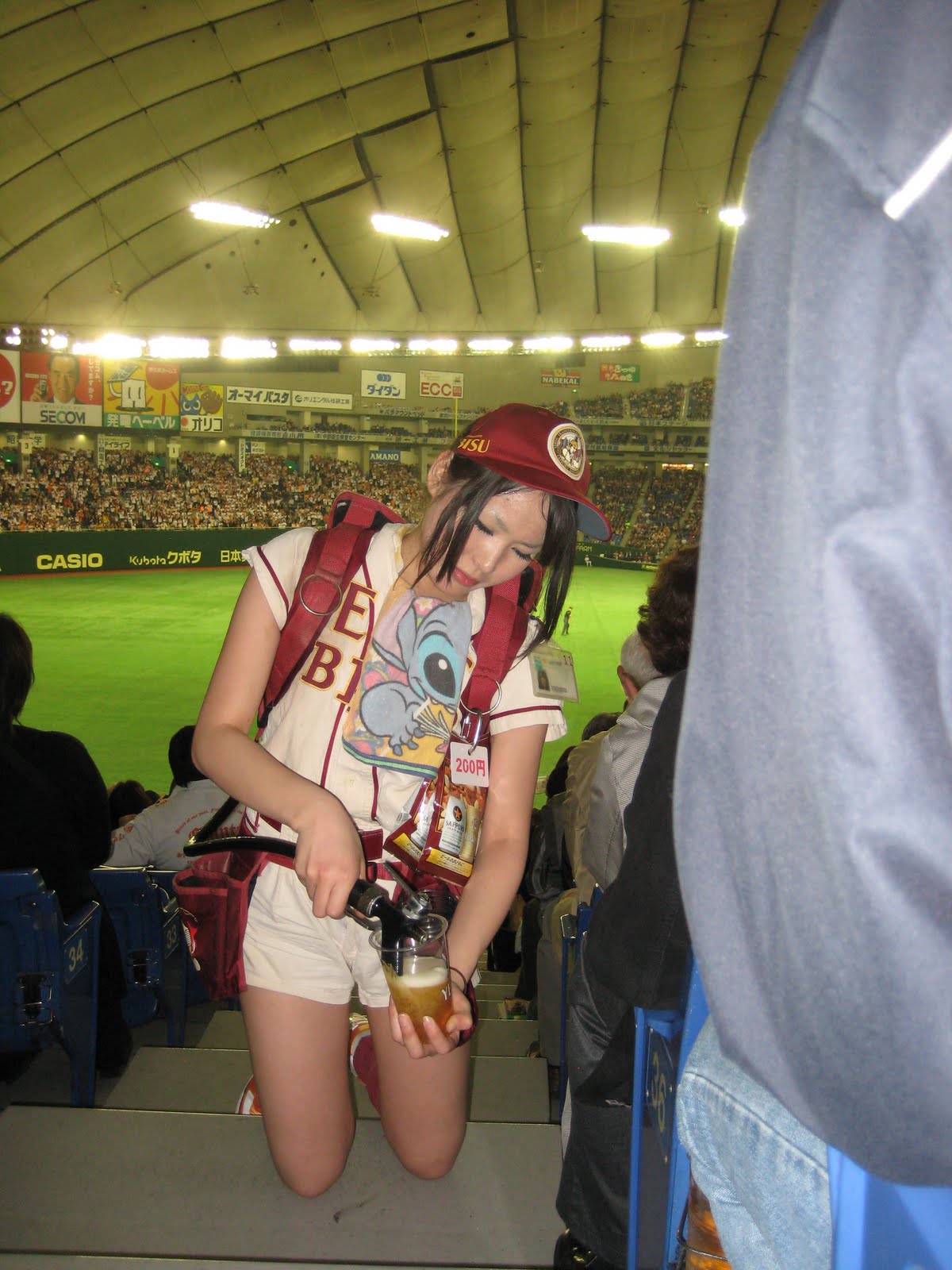 Taylor - Tokyo Baseball And Beer Girls-4354