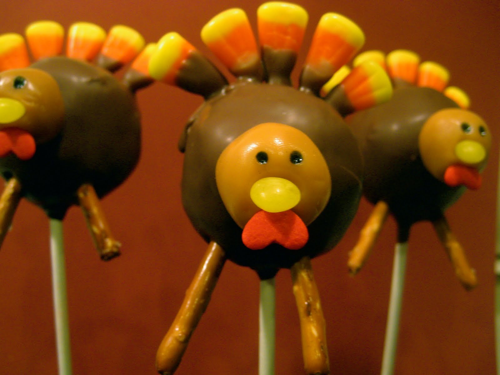 Little Miss Sweet & Spicy: Thanksgiving Day Cake Pops!!