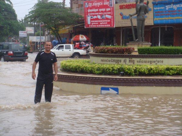Camboja - A cidade tomada pelas águas.