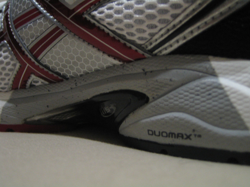 asics dynamic duomax gel ds trainer