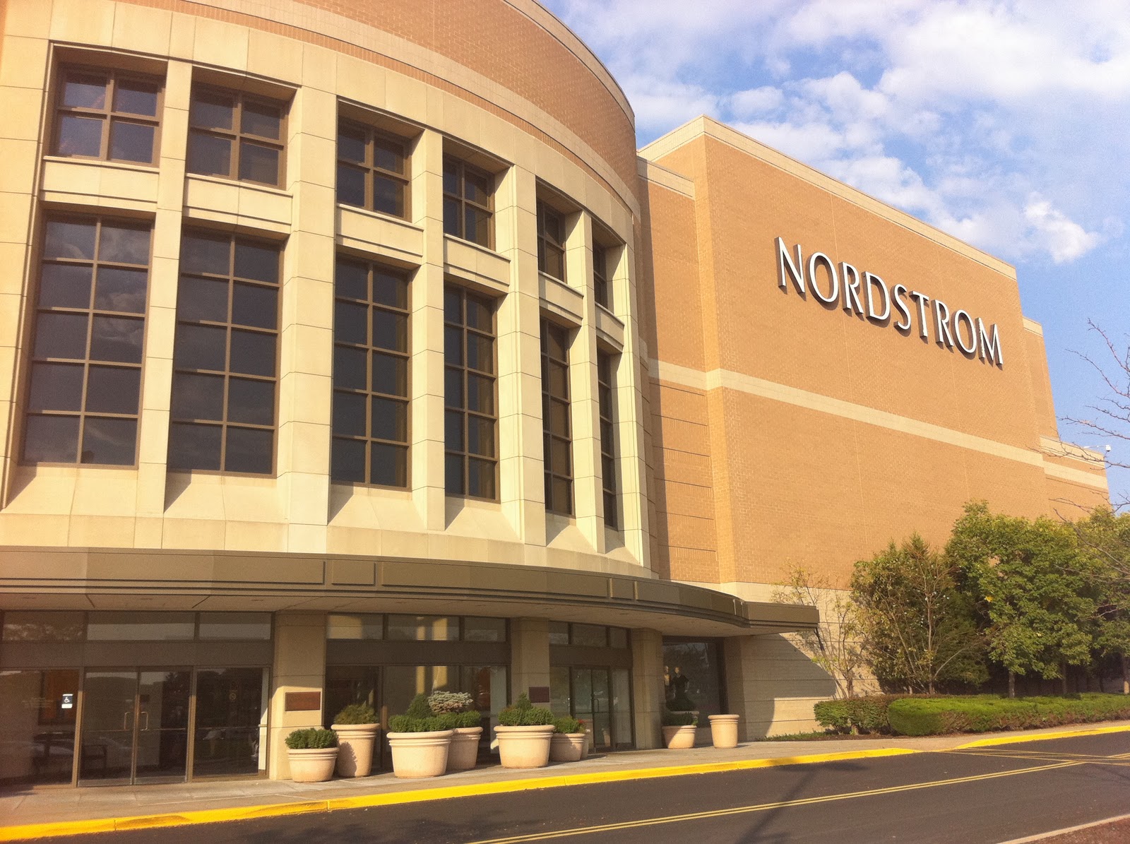 ... city area nordstrom at oak park mall is a popular location for many
