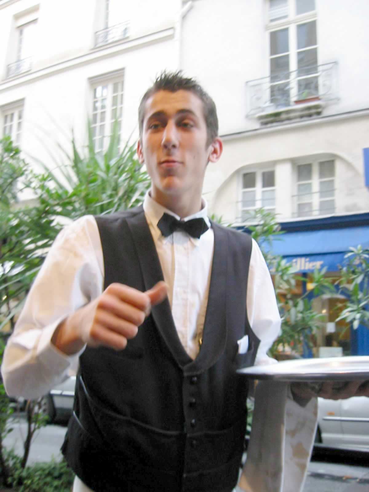 [Parisian+Waiter+1.jpg]