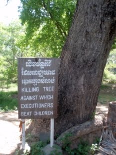 [tuol+seng+camodja.jpg]