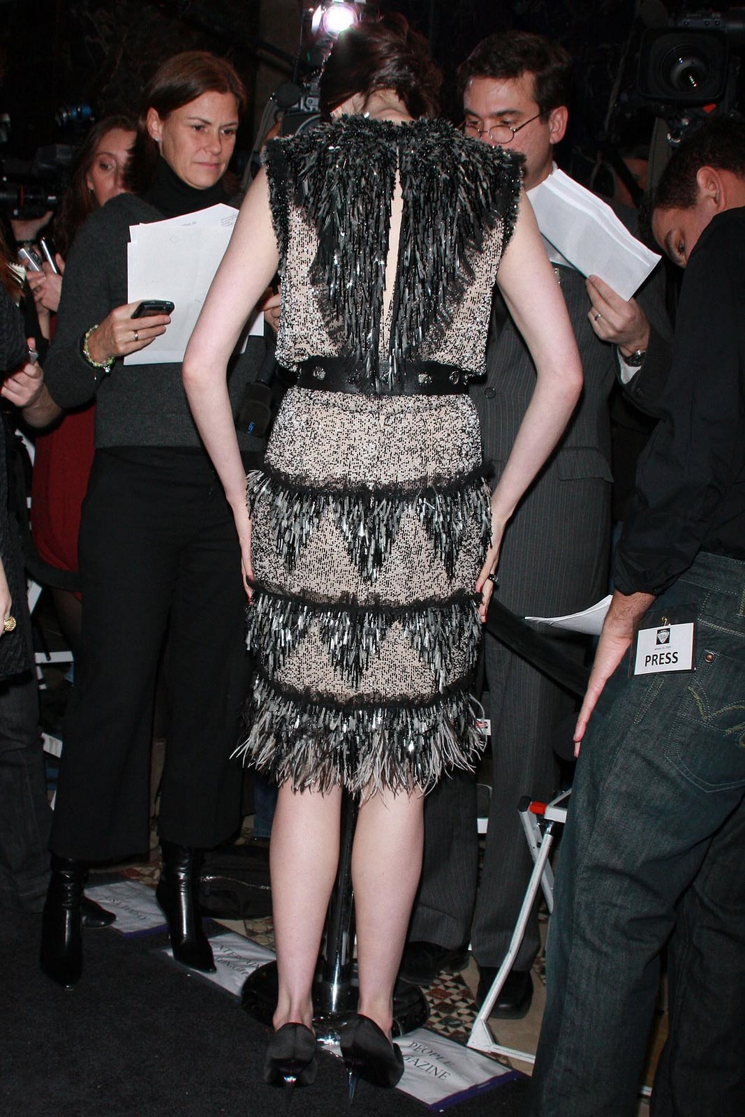 [anne_hathaway+(13).jpg]