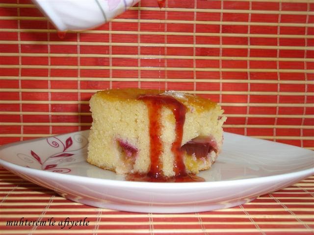 Muhterem�le Afiyetle ERİKLİ KEK