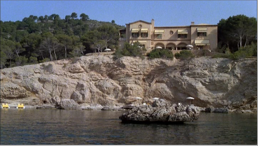 vicissitudesign-movie-time-evil-under-the-sun