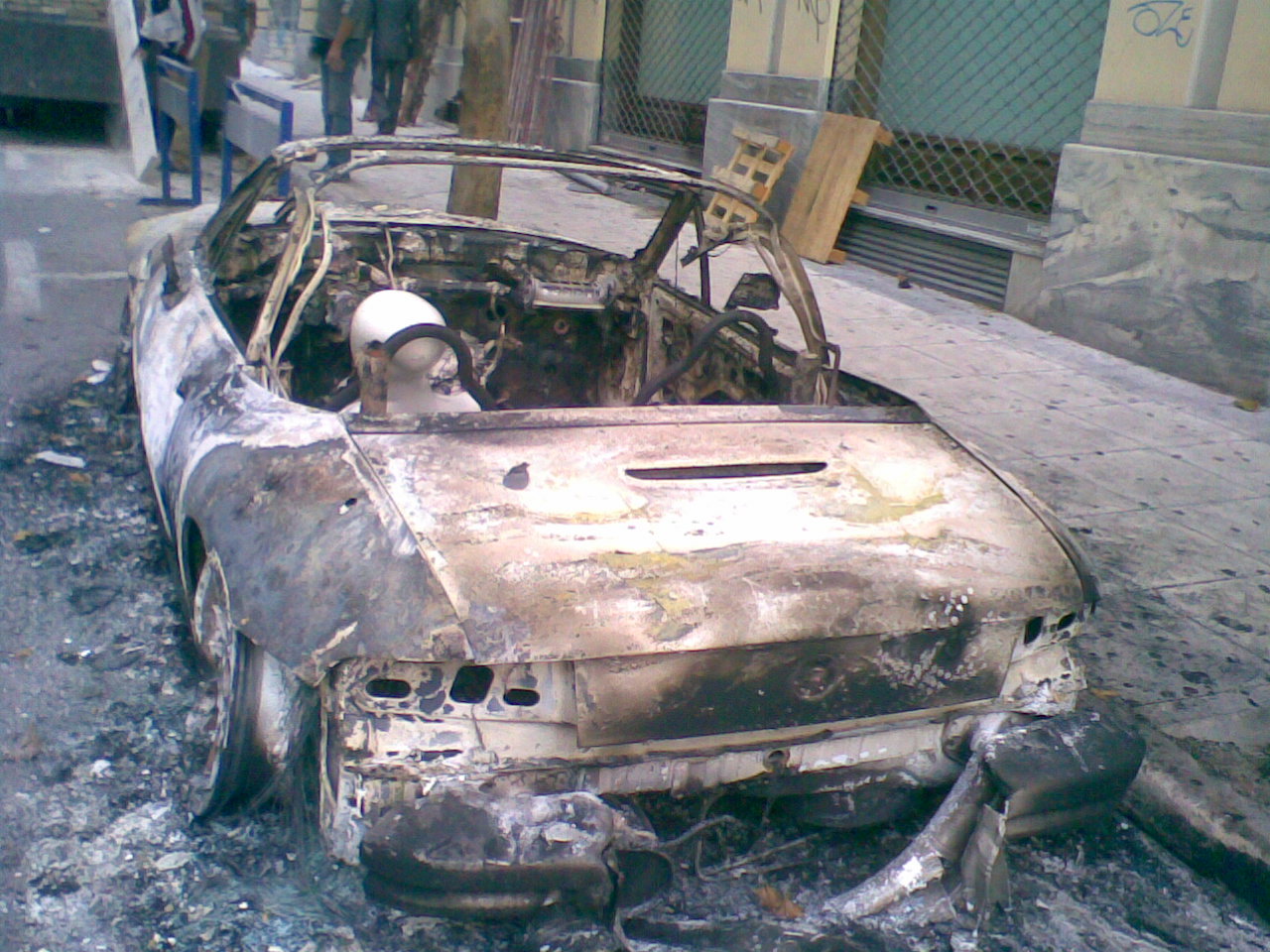 [Image033.jpg]