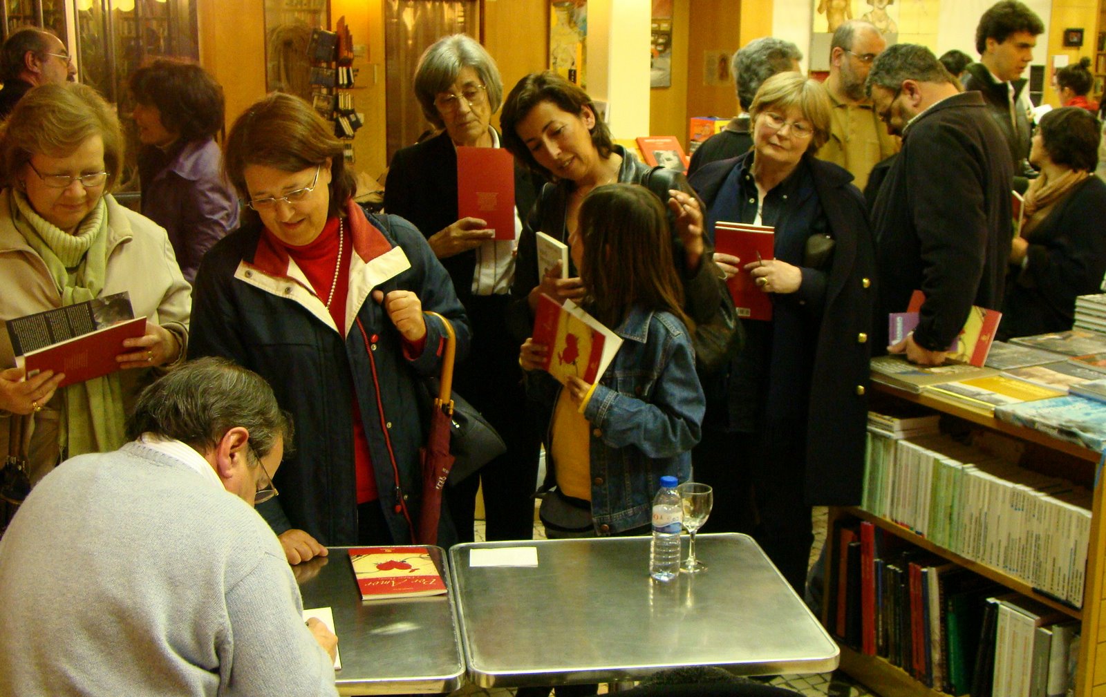 [EuLivroTorquatoDaLuzBarata28Fev2009.jpg]