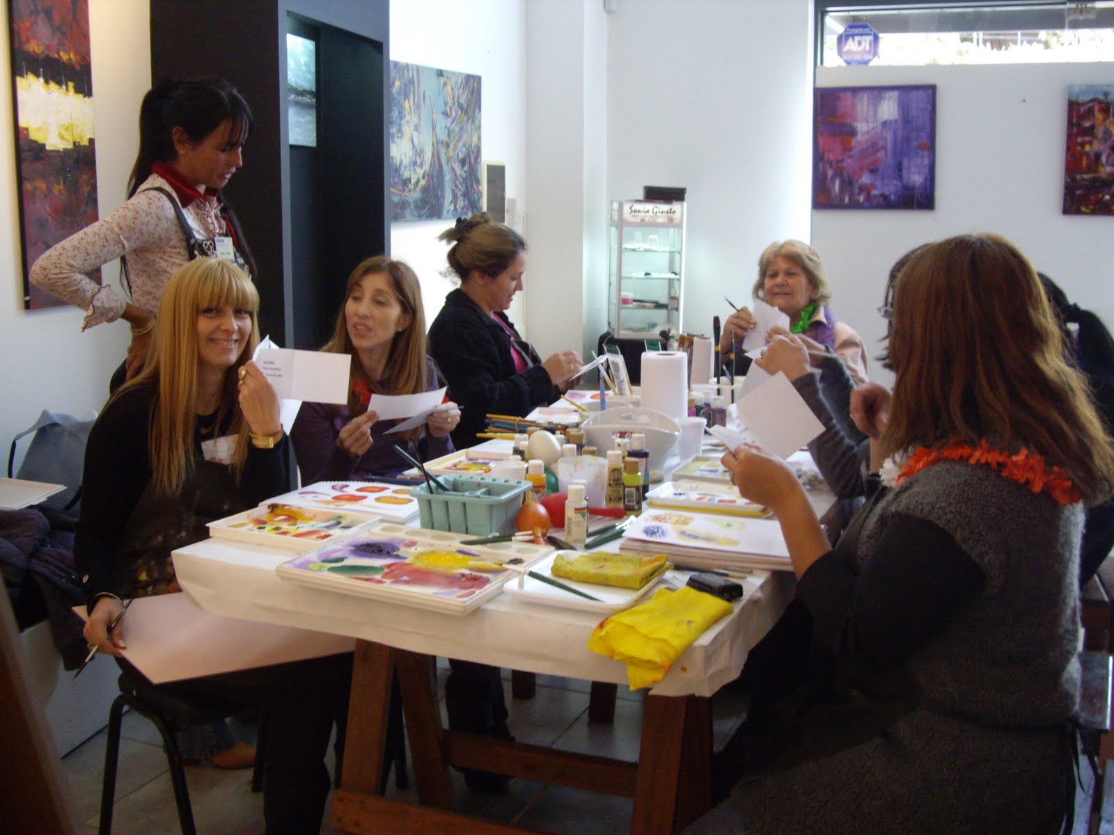 PINTURAS & VIDRIOS. * CG* . One Stroke (O.S.C.I)Certified Instructor.Con Sonia Giusto.En Cerro