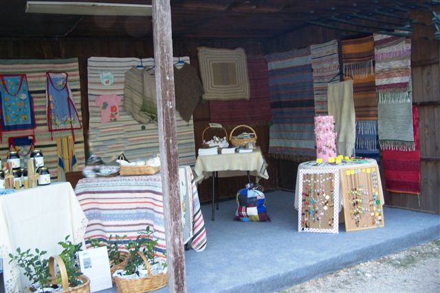 [FACIG+08.+Stand+Comeal.jpg]