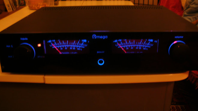 Ωmega integrated amplifier VU