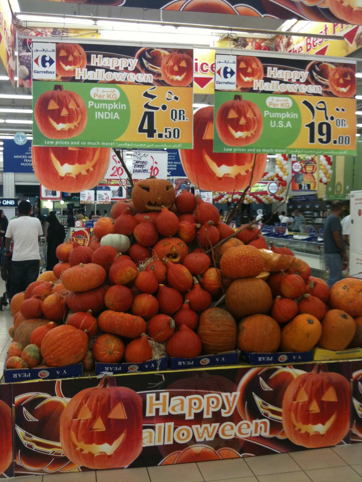 A Little Oryx in Qatar Happy Halloween at Carrefour in City Center