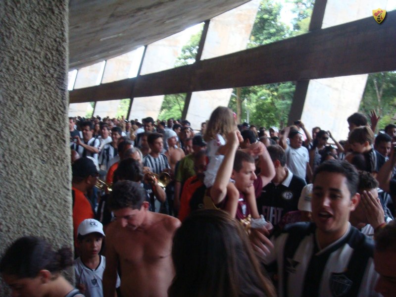 [DSC04178+copy.jpg]