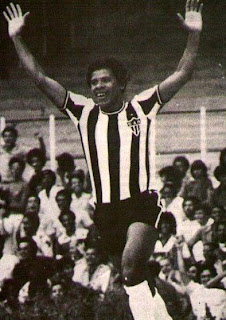 dad%C3%A1+e+torcida - Dad&aacute; maravilha &ndash; Her&oacute;i anti-leis