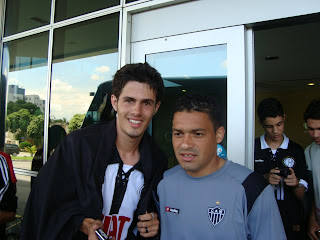 galo+x+social+ +eder+lu%C3%ADs - O FREGU&Ecirc;S VOLTOU