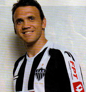 EU QUERO É PILHA ALCALINA PETKOVIC+ATL MG - EU QUERO É PILHA ALCALINA