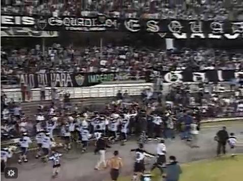 [comemorando+mineiro+2000.JPG]
