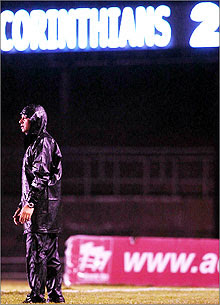 roth+capa+preta - ELE &Eacute; LUXEMBURGO