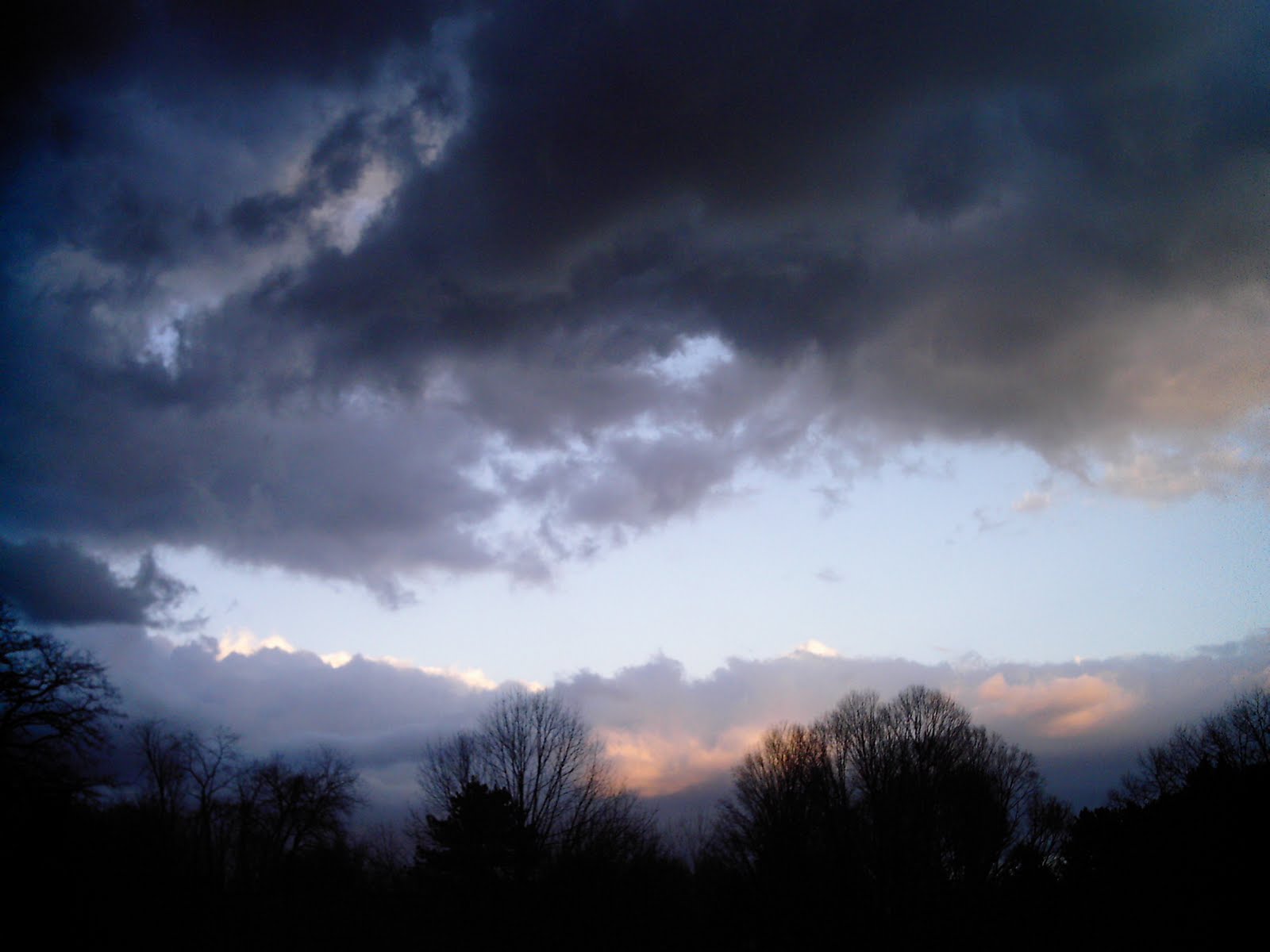 evening+sky+april.JPG