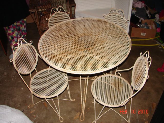 Before - 50's Outside Table and 4 chairs