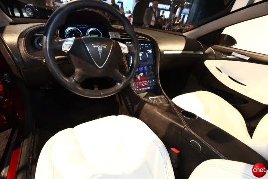 [Detroit+EV+Tesla+S+inside.jpg]