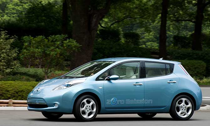 [nissan_leaf_021.jpg]
