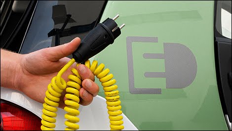 [mercedes-benz-e-eco-i03.jpg]