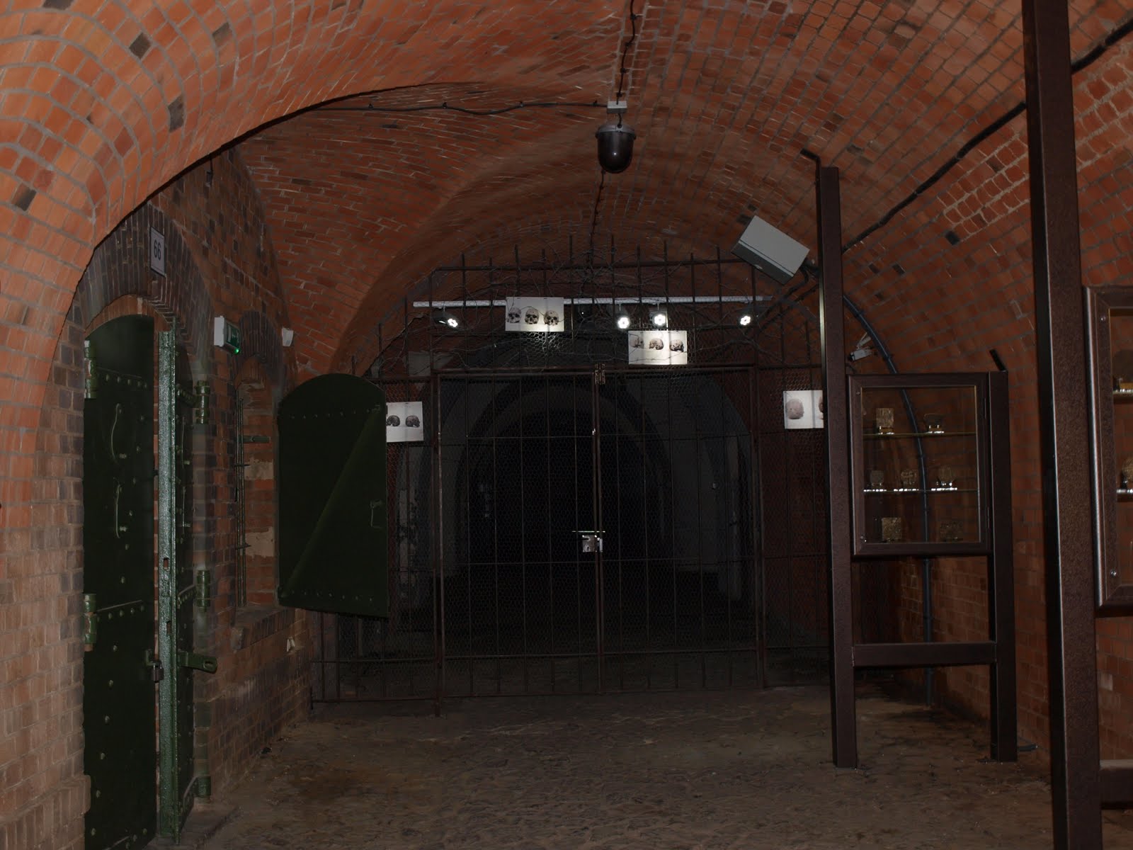 FOTOGRAFIA POZNAŃ I OKOLICE: Poznań - Fort VII (11.07.2010r.)