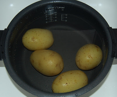 Enfriando las patatas cocidas