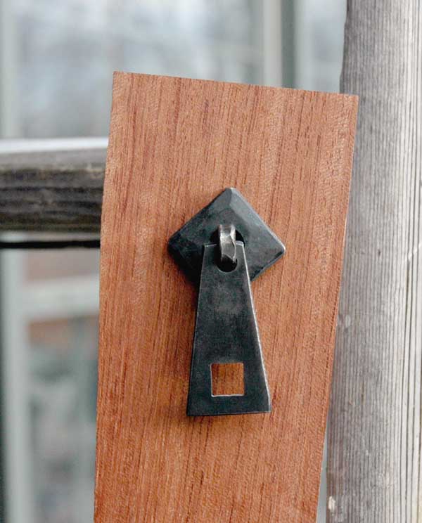 [tapered+case+pull.jpg]