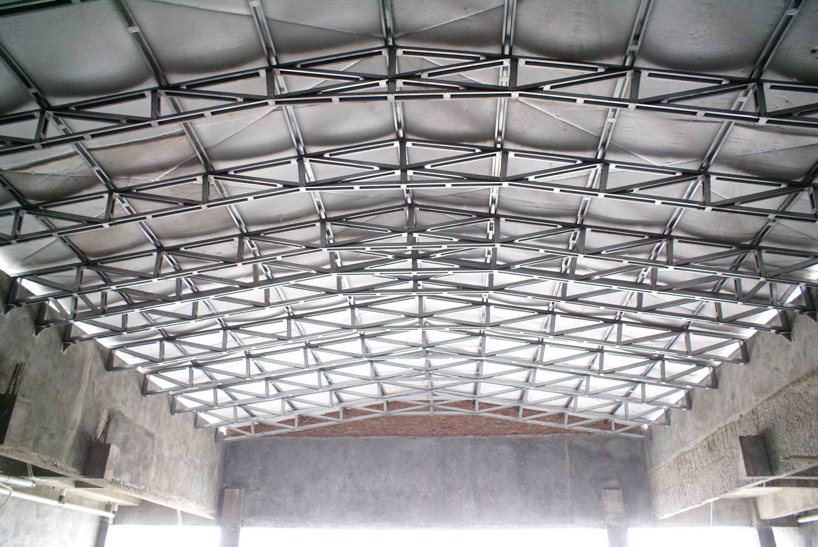 PEREDAM POLYESTER INSULASI