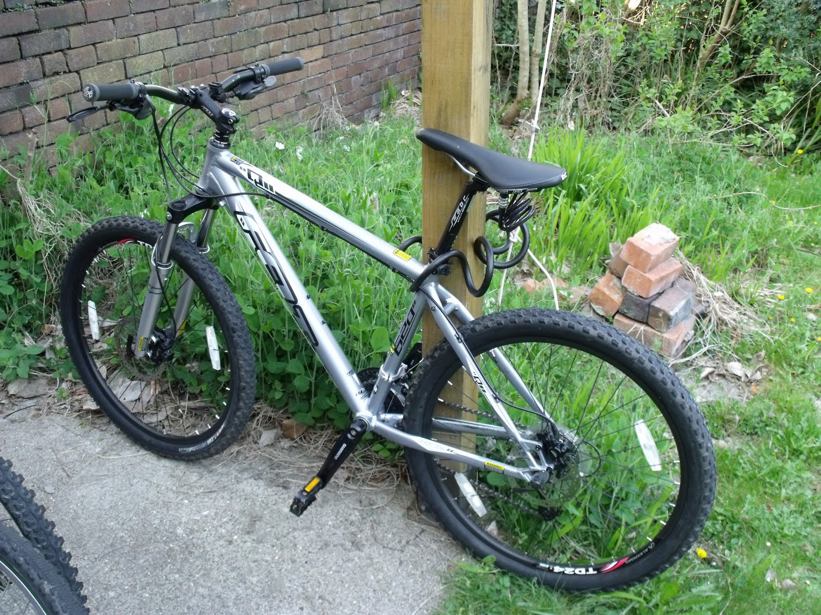 felt 620 mountain bike