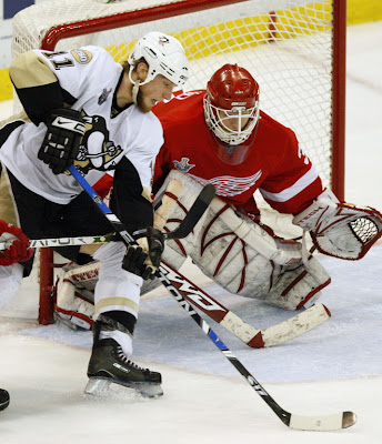 Hockey Porn and Beer(03)