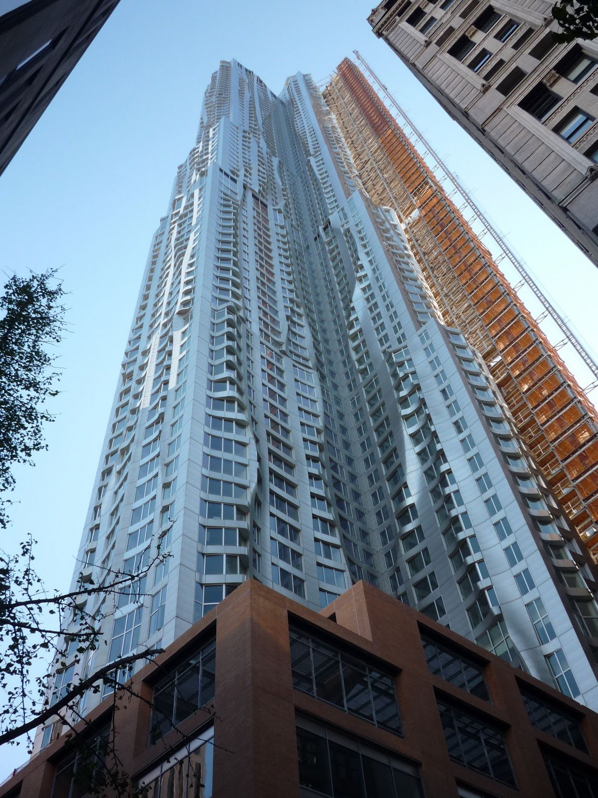 The on Spruce Street Frank Gehry's Contribution to the New York Skyline