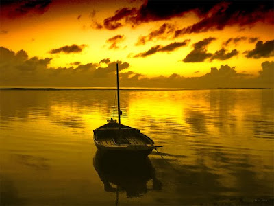 [Image: sunrise+and+boat+by+Badruddeen+at+flickr.jpg]