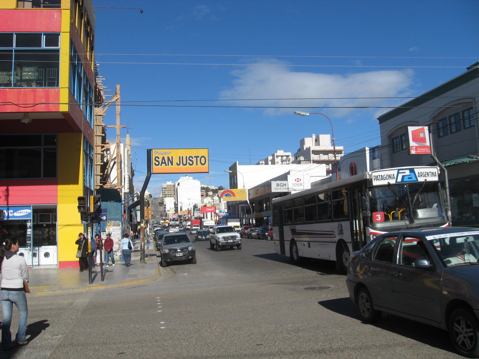 [Dwntwn+Com+Riv2.jpg]