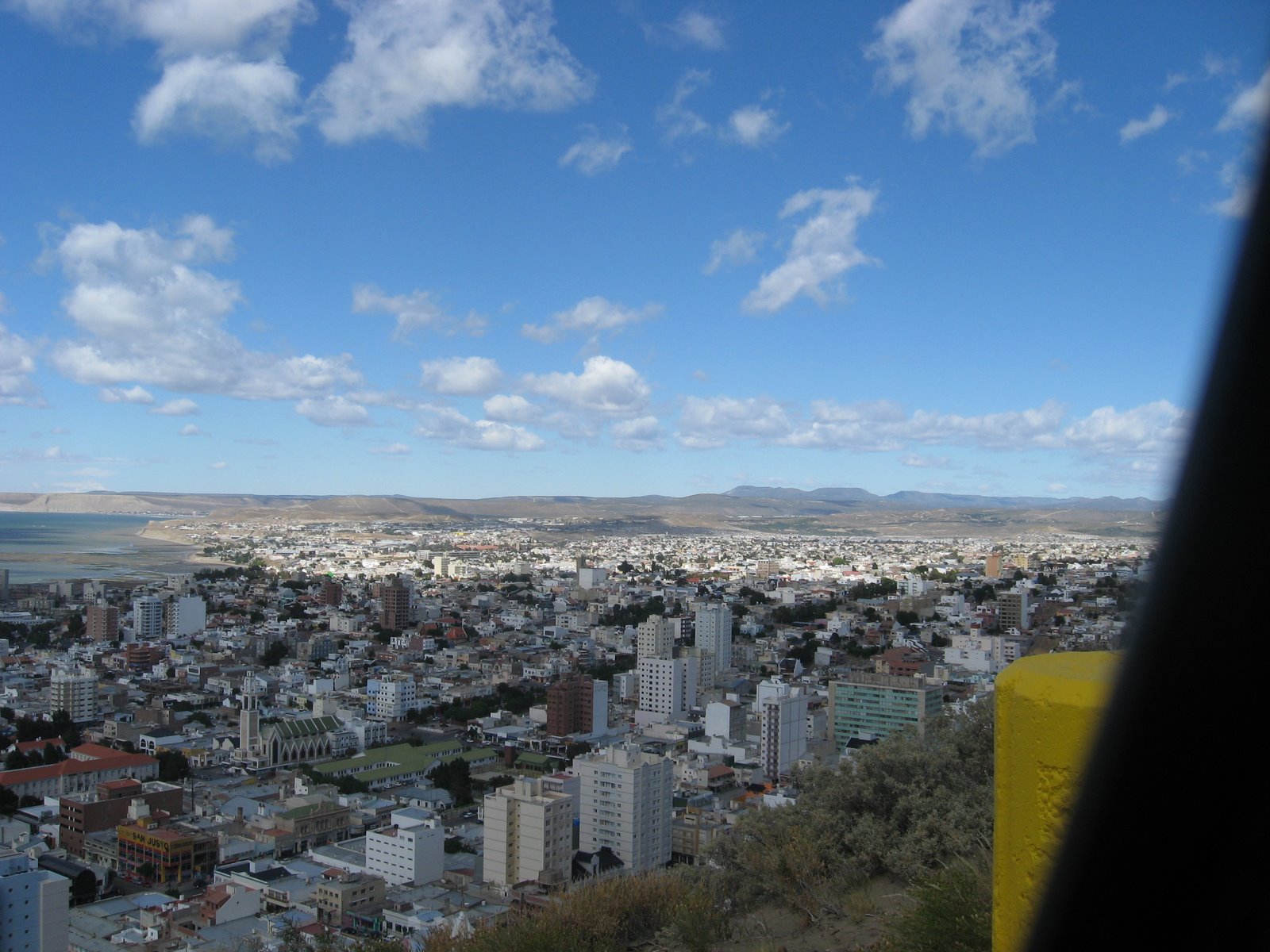 [Com+Riv+from+Cerro+Chenque1.jpg]