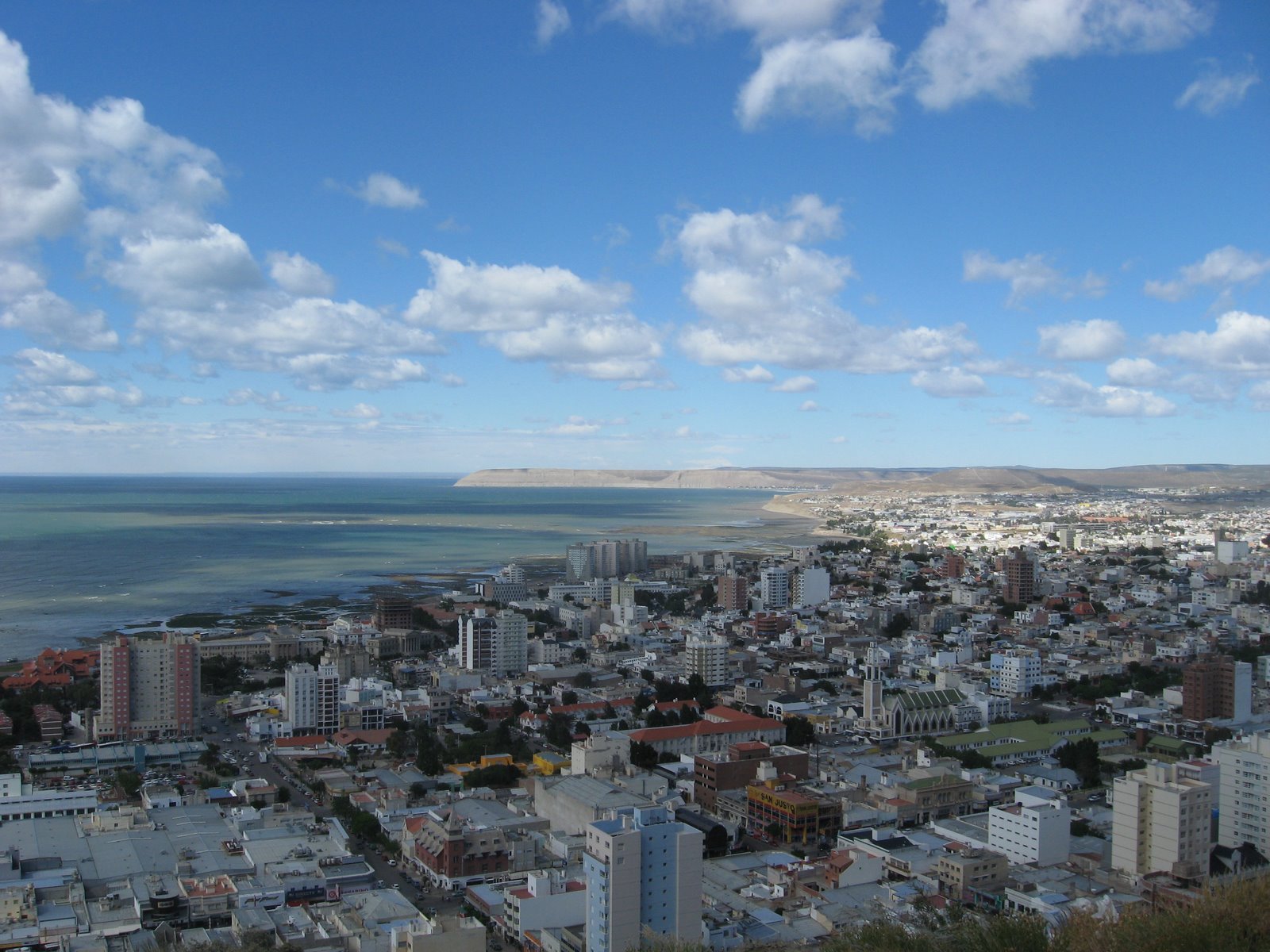 [Com+Riv+from+Cerro+Chenque2.jpg]
