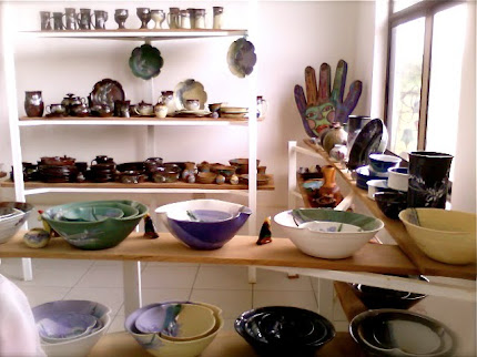 Sets of Pottery Dinnerware