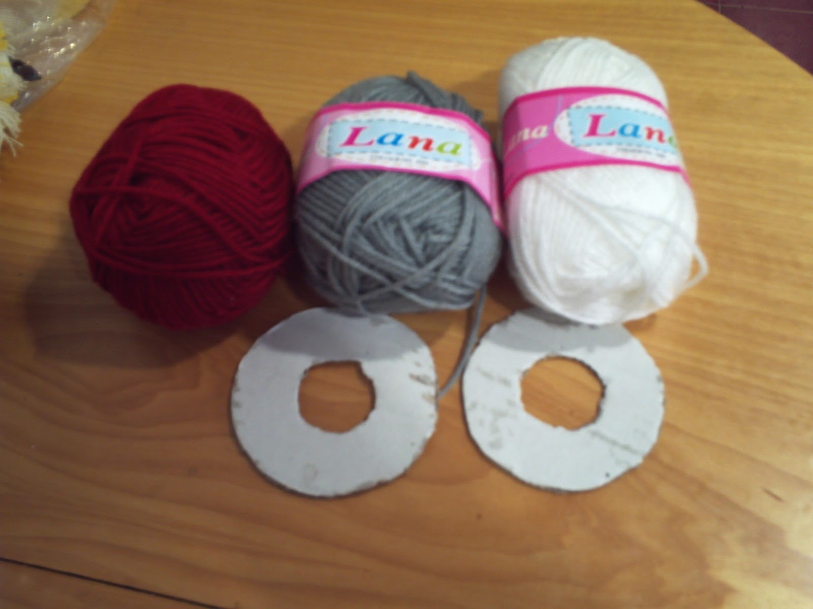 DECORA SIN CRISIS Yo Tengo Mi PomPom