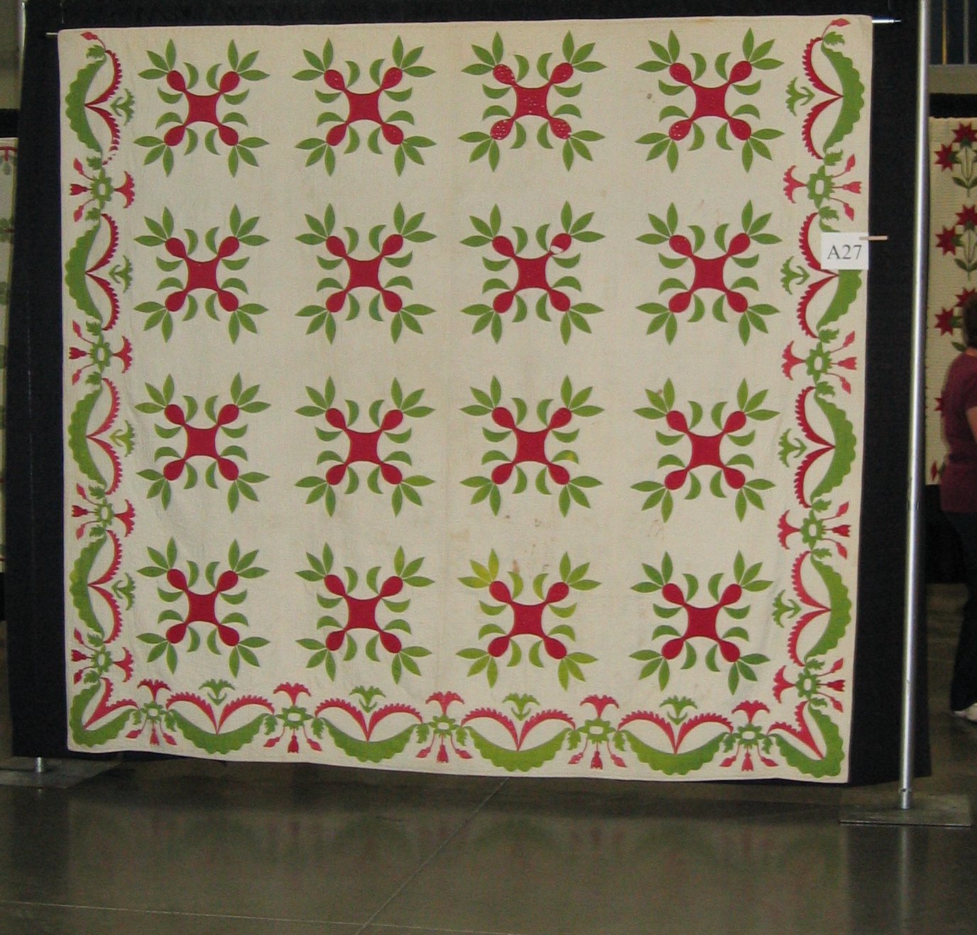 I SEW QUILTS Red and Green Quilts 2