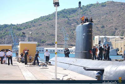 El submarino ‘Mistral’ participa en la operación de la OTAN “Active Endeavour” en aguas del Mediterráneo.
