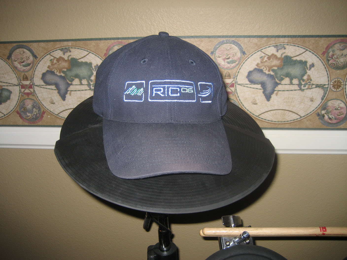 [RTC+2006+hat.jpg]
