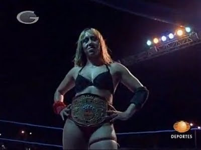 Cinthia Moreno - female wrestling