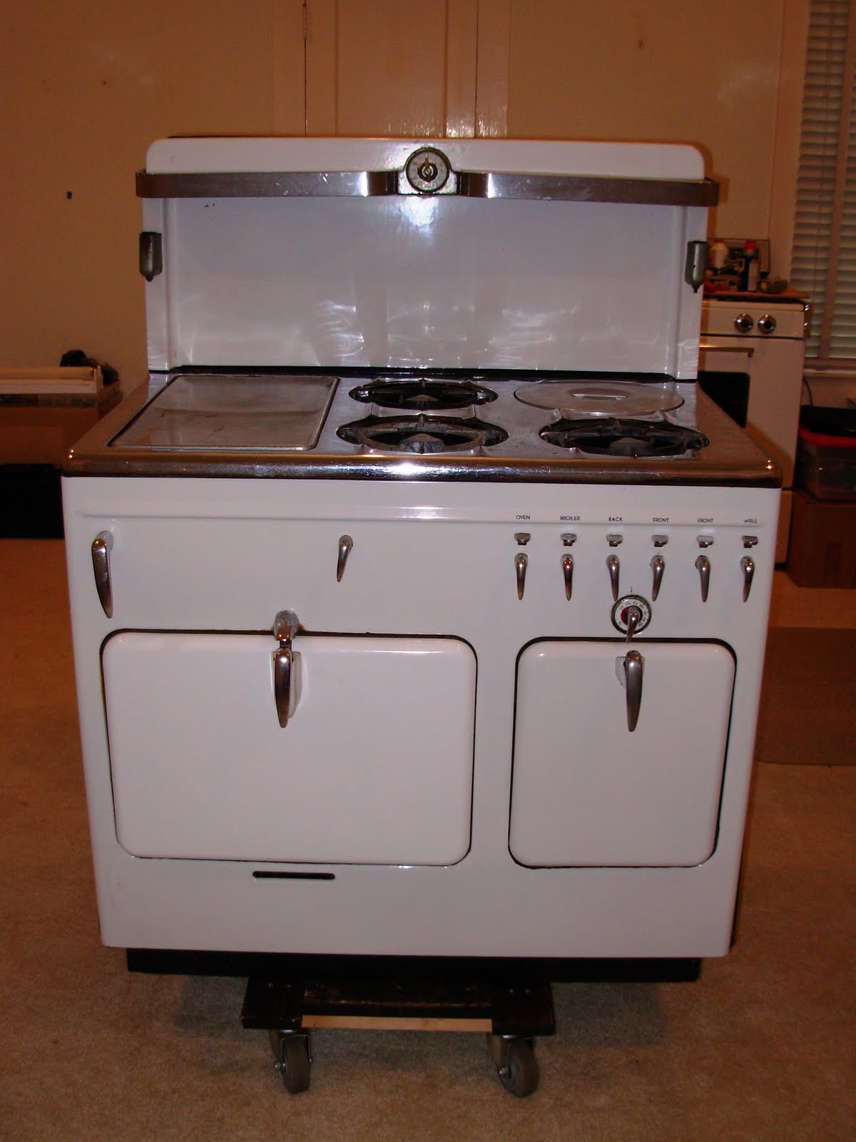 Rebirth of a Model B Chambers: 1946 Chambers Range Model B