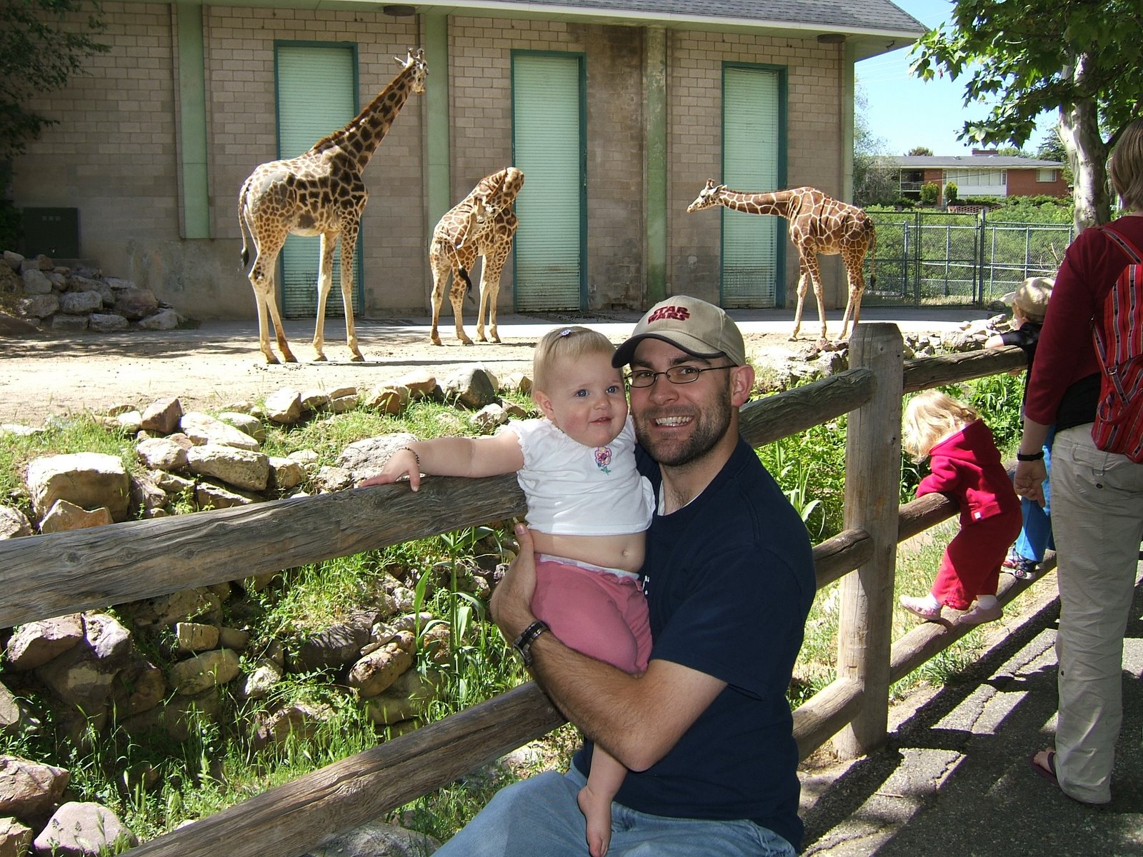 [05-23-2007+(19).JPG]