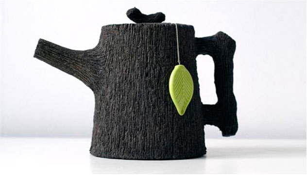 [jakob-solgren-tea-pot-wood-you-like-tea.jpg]