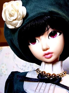 Tras una muñeca de porcelana. . . ♥